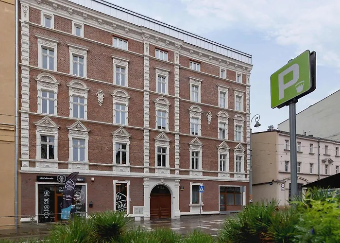 Lejlighed Cozy With Air Conditioning Close To The Center In By Renters *