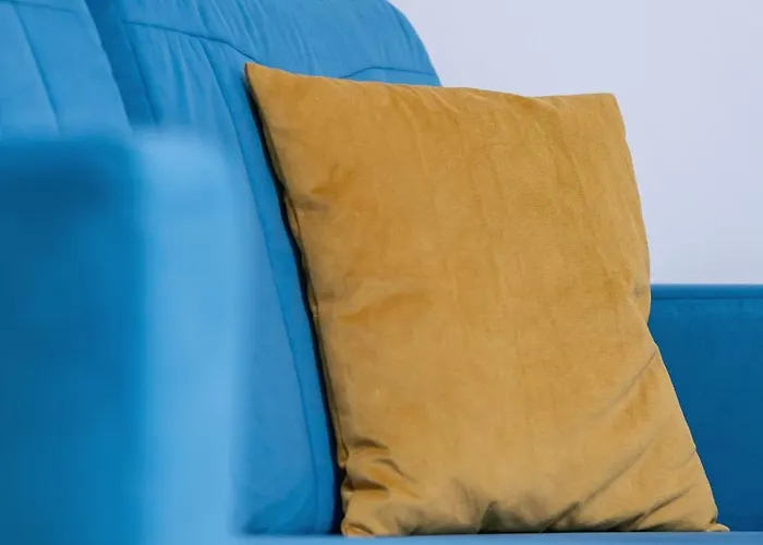 Lejlighed Cozy With Air Conditioning Close To The Center In By Renters